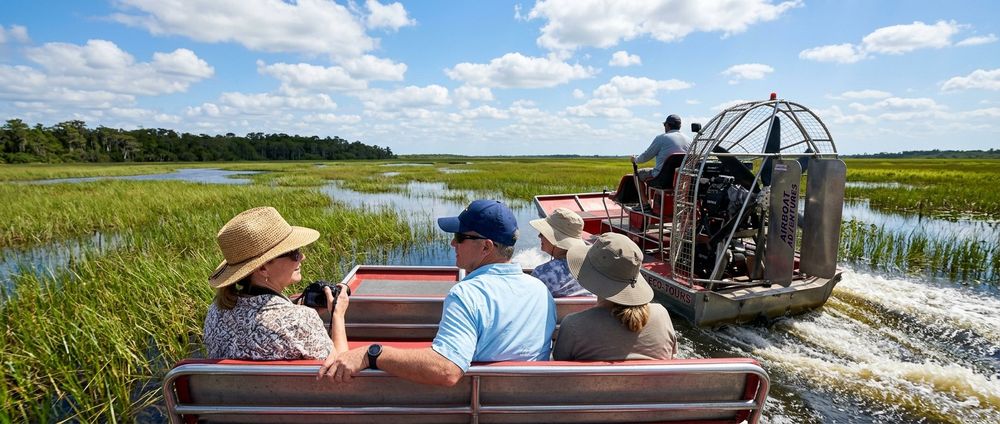 What to Wear on an Everglades Airboat Tour
